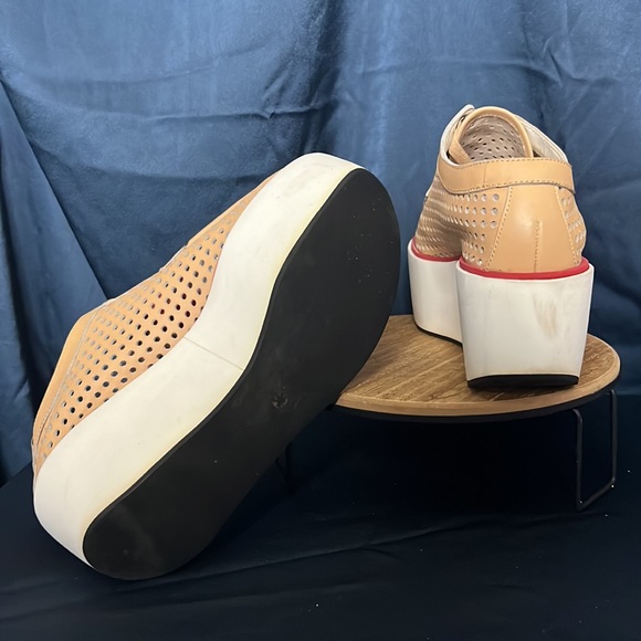 Jil sander Navy Platform Lace up Shoes size 9. Leather perforated shoe - Picture 8 of 8